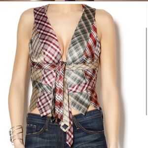 DESIGNER Tank made of Ties